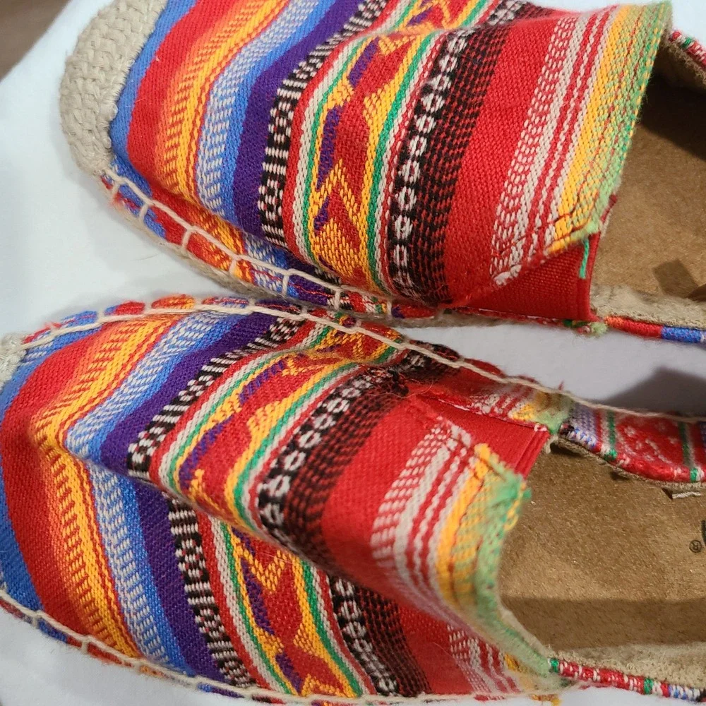 Minnetonka Womens 6M Espadrille Flats Multi Color Woven Baja Slip On Shoes 60622